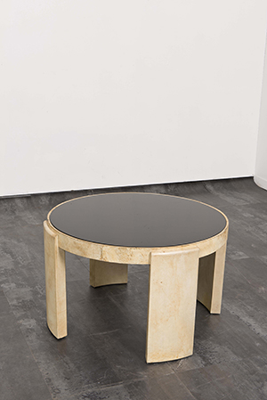 Jacques ADNET - Table basse de forme circulaire
